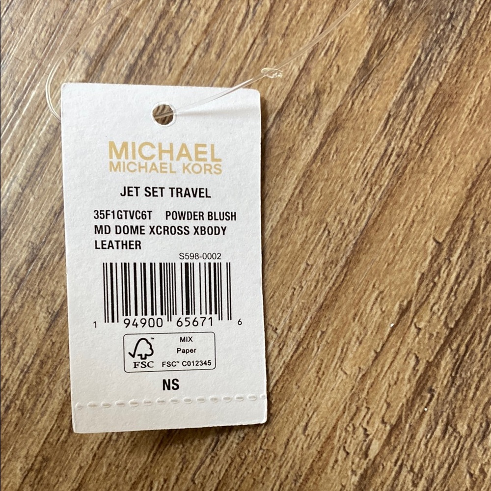 Michael Kors Jet Set Travel Bag - Picture 4 of 8